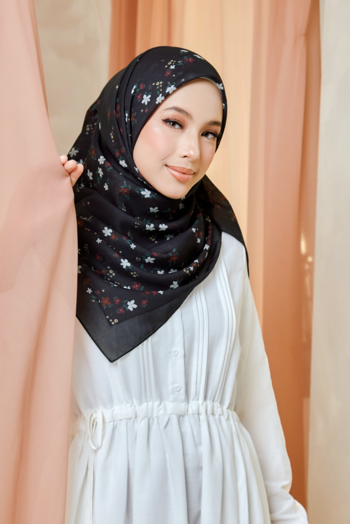 Whisper Black
